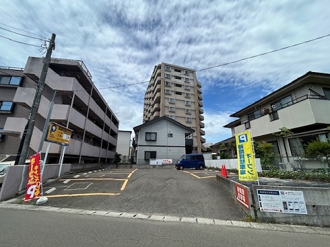 ユアーズ・パーキング泉中央第２